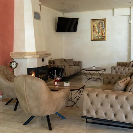Paradise Hotell 3*