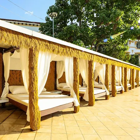 Hotell Paradise