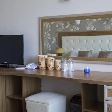 Paradise Hotel Ognyanovo (Blagoevgrad)