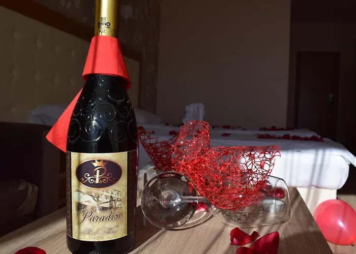 Paradise Hotel Ognianowo